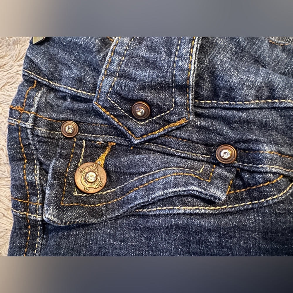 C’est-Toi Premium Y2K Denim Blue Cropped Jeans w/ Stretch & Rhinestone Buttons - Picture 5 of 14